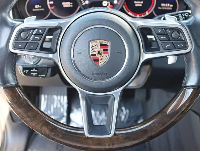 2020 Porsche Cayenne Standard
