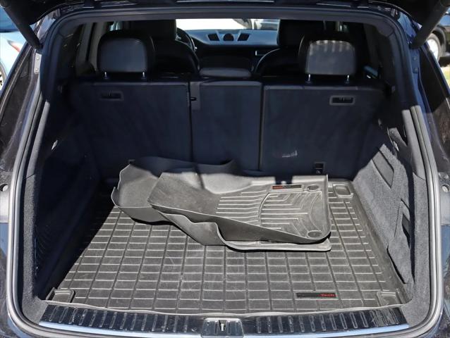 2020 Porsche Cayenne Standard