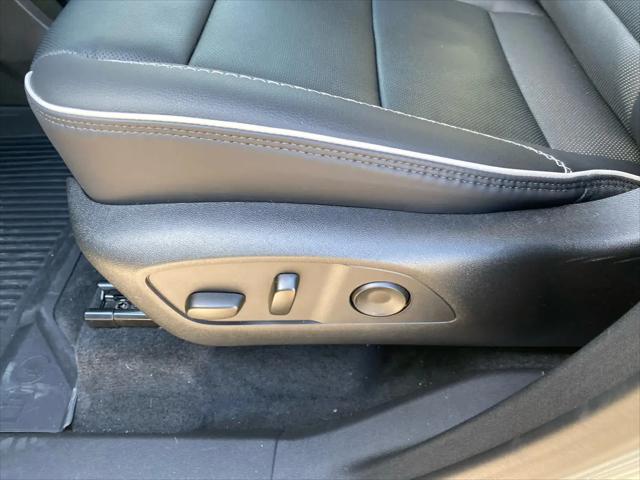 2026 GMC Acadia Denali AWD