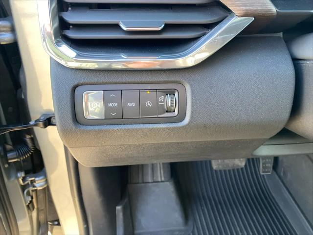 2026 GMC Acadia Denali AWD