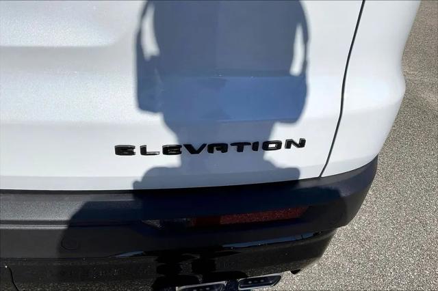 2026 GMC Acadia Elevation FWD