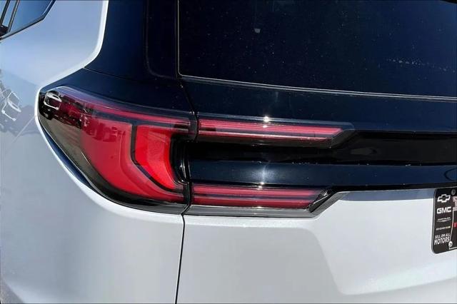 2026 GMC Acadia Elevation FWD
