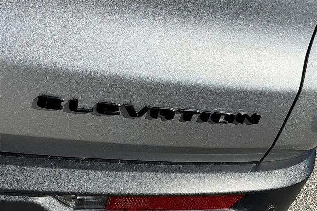 2026 GMC Acadia Elevation FWD