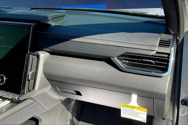 2026 GMC Acadia Elevation FWD