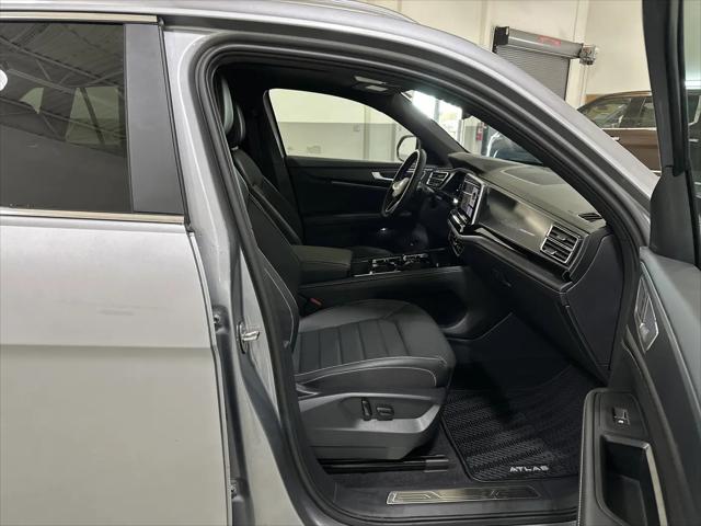2026 Volkswagen Atlas Cross Sport SEL