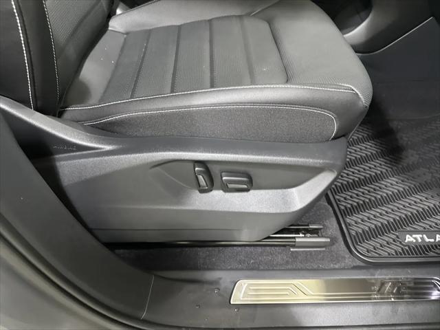 2026 Volkswagen Atlas Cross Sport SEL
