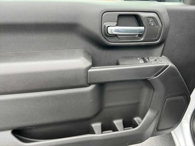 2025 GMC Sierra 2500HD 2WD Regular Cab Long Bed Pro