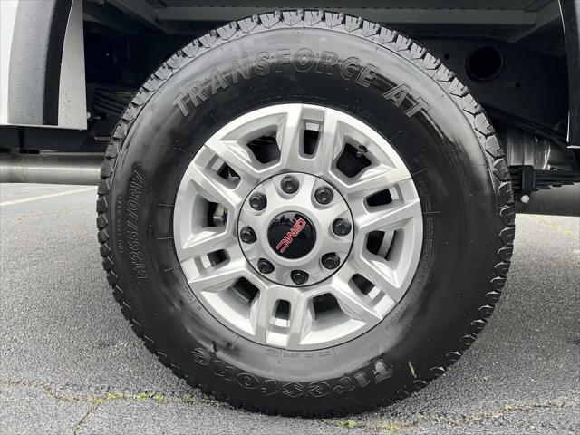 2025 GMC Sierra 2500HD 2WD Regular Cab Long Bed Pro