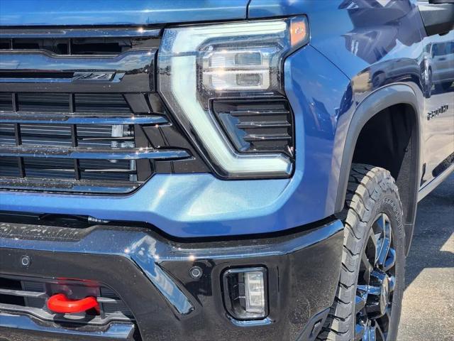 2026 Chevrolet Silverado 2500HD Crew Cab, Standard Bed, LT, 4WD