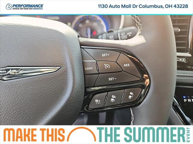2026 Chrysler Pacifica Select