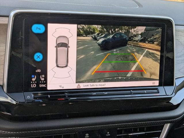 2026 Volkswagen Atlas SE with Technology
