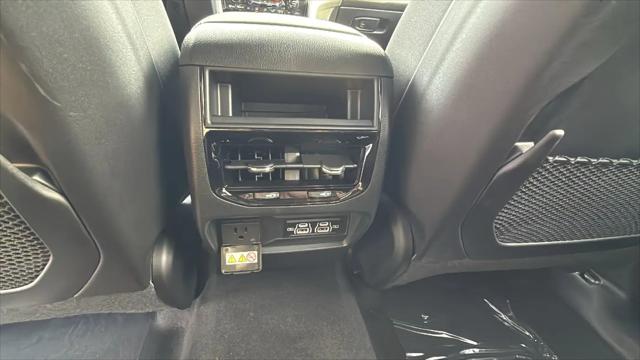 2025 Jeep Grand Cherokee Altitude X 4x4