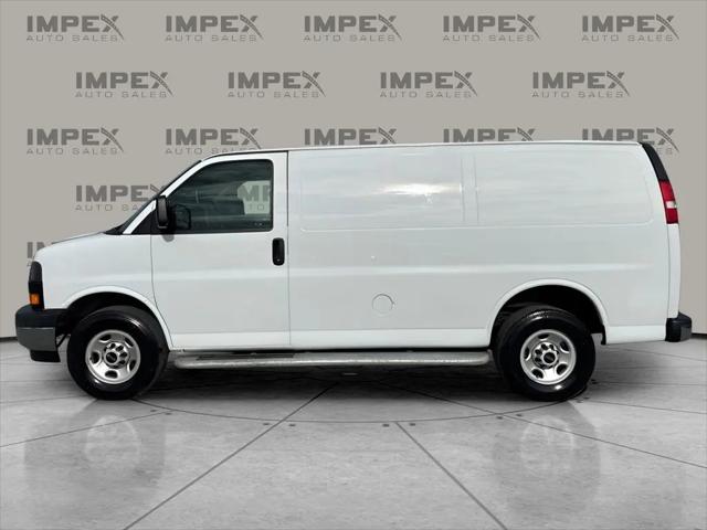 2023 GMC Savana Cargo RWD 2500 Regular Wheelbase Work Van