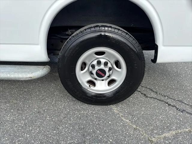 2023 GMC Savana Cargo RWD 2500 Regular Wheelbase Work Van