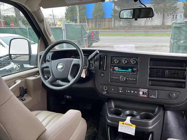 2025 Chevrolet Express Cargo Van RWD 2500 Regular Wheelbase WT