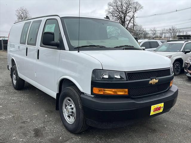 2025 Chevrolet Express Cargo Van RWD 2500 Regular Wheelbase WT
