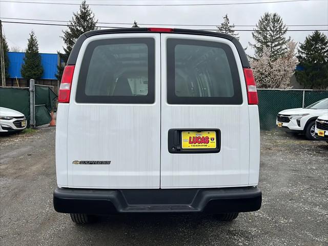 2025 Chevrolet Express Cargo Van RWD 2500 Regular Wheelbase WT
