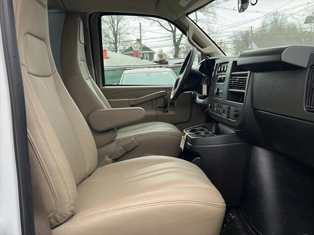 2025 Chevrolet Express Cargo Van RWD 2500 Regular Wheelbase WT