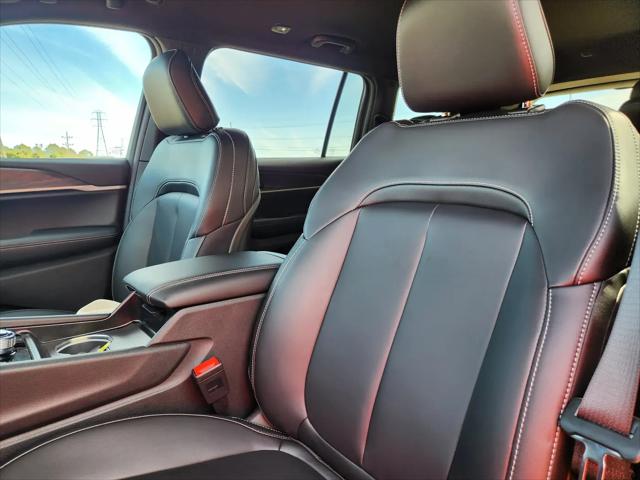2025 Jeep Grand Cherokee L Limited 4x4