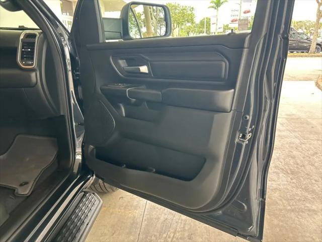2025 Ram 1500 Tradesman Crew Cab 4x4 57 Box