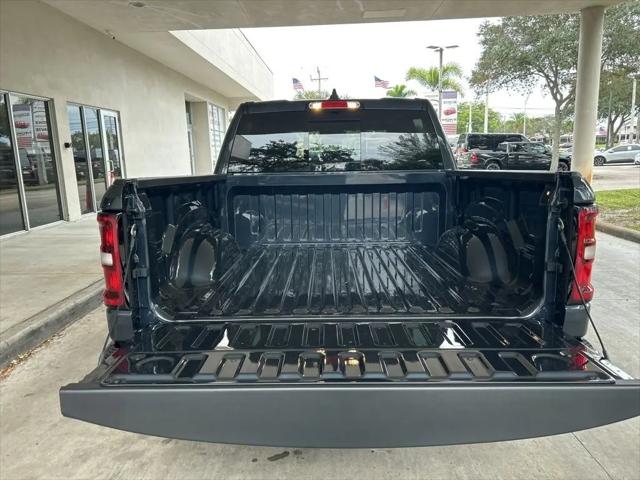 2025 Ram 1500 Tradesman Crew Cab 4x4 57 Box