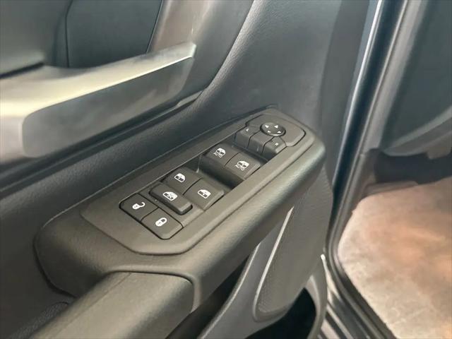 2025 Ram 1500 Tradesman Crew Cab 4x4 57 Box