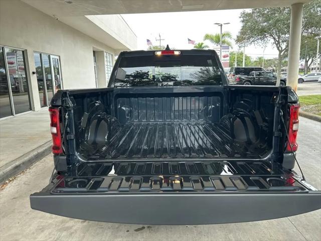 2025 Ram 1500 Tradesman Crew Cab 4x4 57 Box