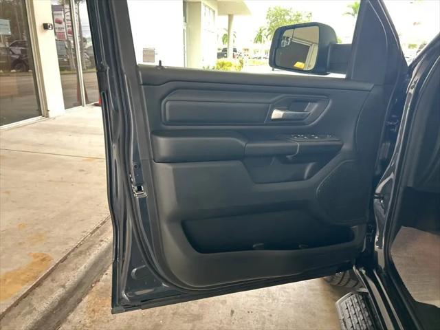 2025 Ram 1500 Tradesman Crew Cab 4x4 57 Box
