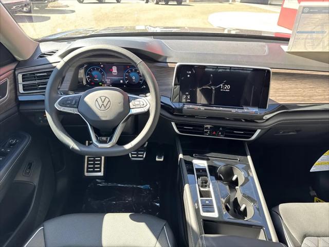 2026 Volkswagen Atlas SEL Premium R-Line