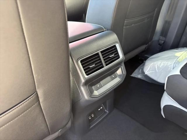 2026 Volkswagen Atlas Cross Sport SEL Premium R-Line