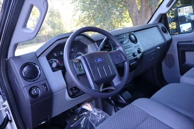 2012 Ford F-550 XL