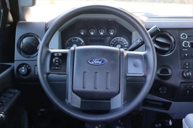 2012 Ford F-550 XL