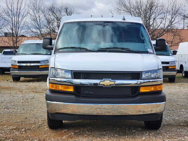 2025 Chevrolet Express Cutaway Work Van