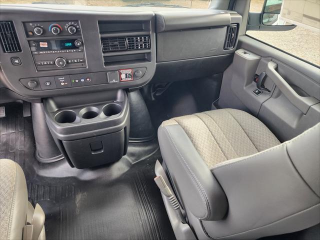 2025 Chevrolet Express Cutaway Work Van