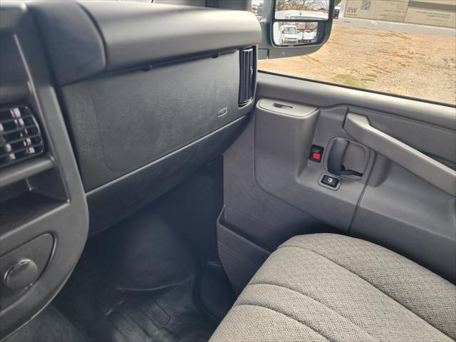 2025 Chevrolet Express Cutaway Work Van