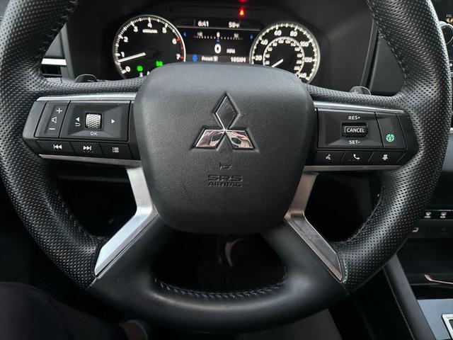 2022 Mitsubishi Outlander SE