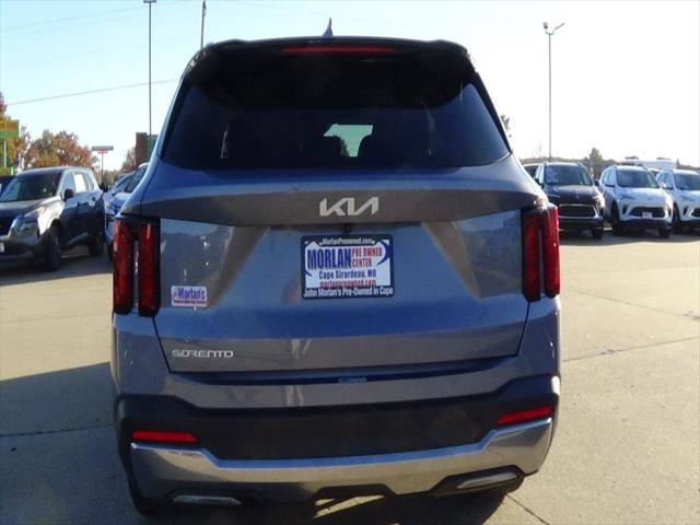 2024 Kia Sorento S