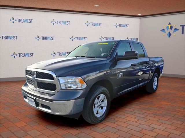 2023 RAM 1500 Classic SLT Crew Cab 4x4 57 Box 2023 RAM 1500 Classic SLT Crew Cab 4x4 57 Box