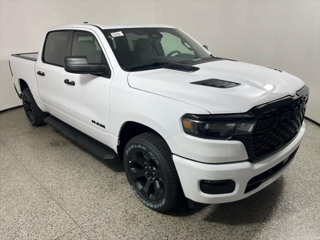 2025 RAM 1500 Tradesman Crew Cab 4x4 57 Box