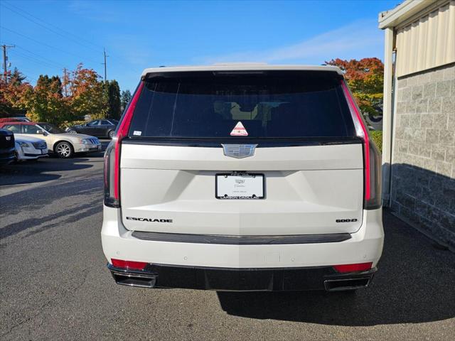 2023 Cadillac Escalade ESV Sport Platinum