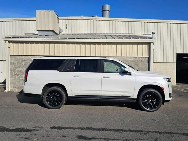 2023 Cadillac Escalade ESV Sport Platinum