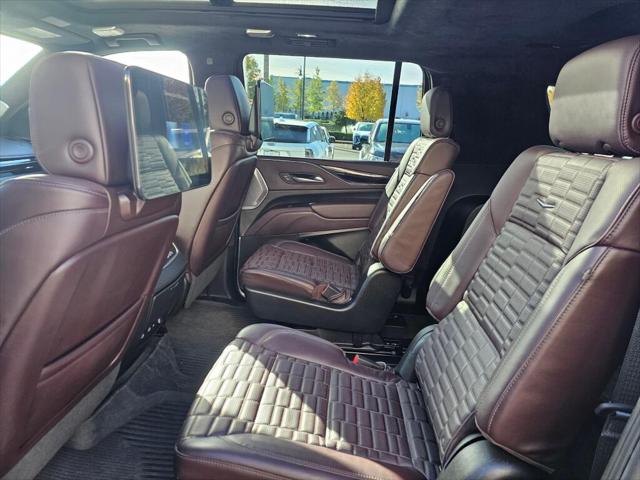 2023 Cadillac Escalade ESV Sport Platinum