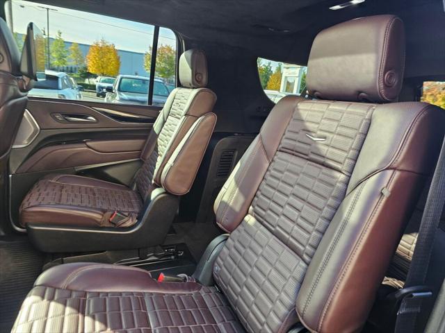 2023 Cadillac Escalade ESV Sport Platinum