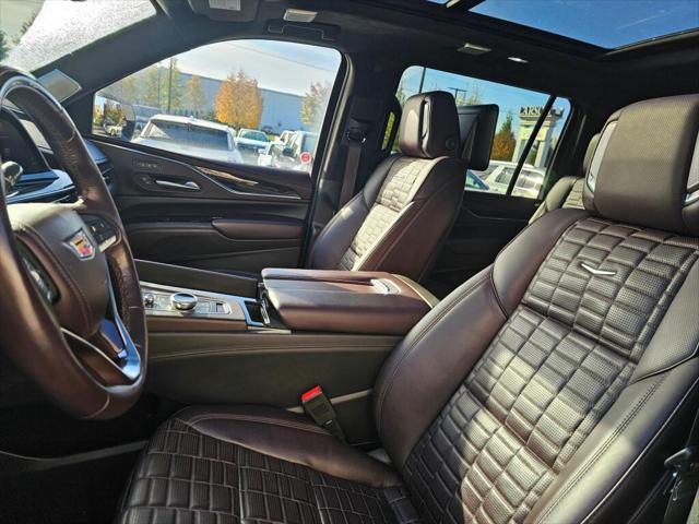 2023 Cadillac Escalade ESV Sport Platinum