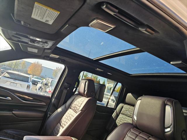 2023 Cadillac Escalade ESV Sport Platinum