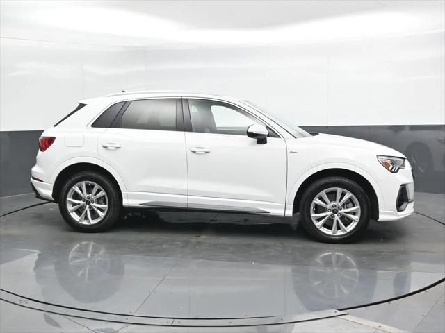 2023 Audi Q3 Premium 45 TFSI S line quattro Tiptronic 2023 Audi Q3 Premium 45 TFSI S line quattro Tiptronic