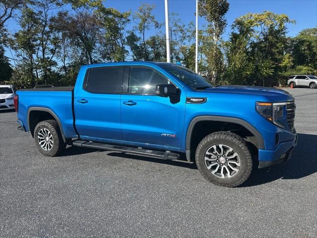 2023 GMC Sierra 1500 4WD Crew Cab Short Box AT4 2023 GMC Sierra 1500 4WD Crew Cab Short Box AT4