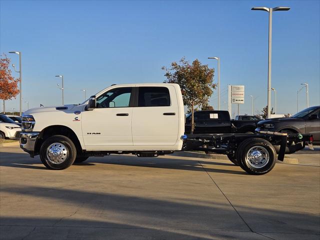 2026 RAM Ram 3500 Chassis Cab RAM 3500 BIG HORN CREW CAB CHASSIS 4X4 60 CA