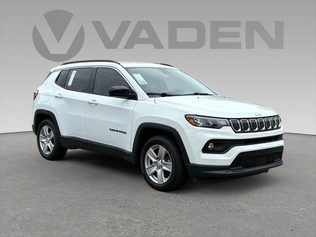 2022 Jeep Compass Latitude FWD