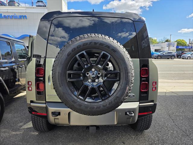 2021 Land Rover Defender 90 X-Dynamic S